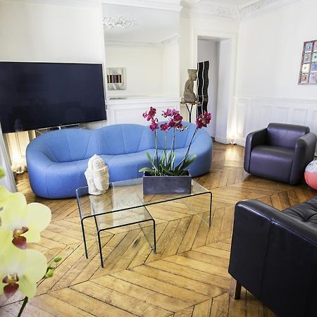 Luxury Apartment In Paris Center - Louvre Museum Exterior photo