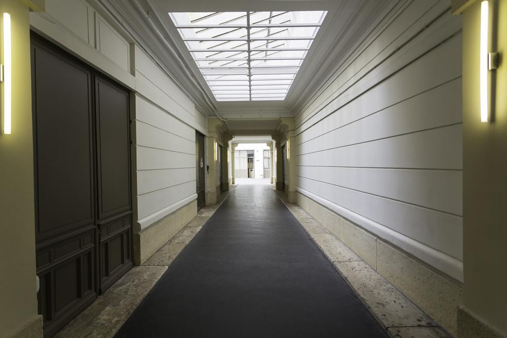 Luxury Apartment In Paris Center - Louvre Museum Exterior photo