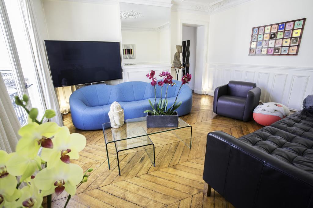 Luxury Apartment In Paris Center - Louvre Museum Exterior photo